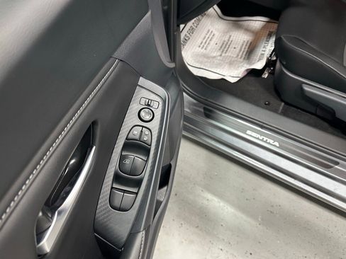 Used 2025 Nissan Sentra SV image 9