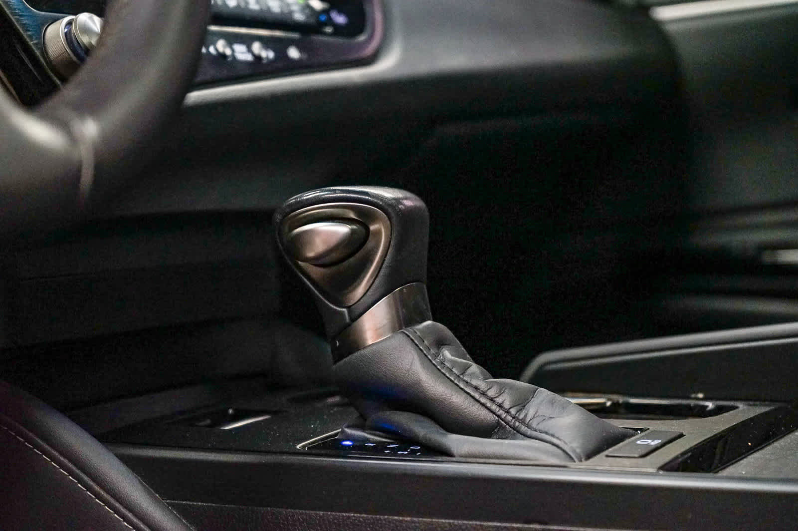 Used 2024 Lexus ES 350 w/ Accessory Package (Z2) FWD image 20