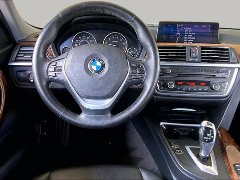 Used 2013 BMW 328i xDrive Sedan AWD/4WD image 6