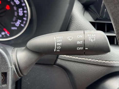 Used 2020 Toyota RAV4 LE w/ All Weather Liner Package AWD/4WD image 29