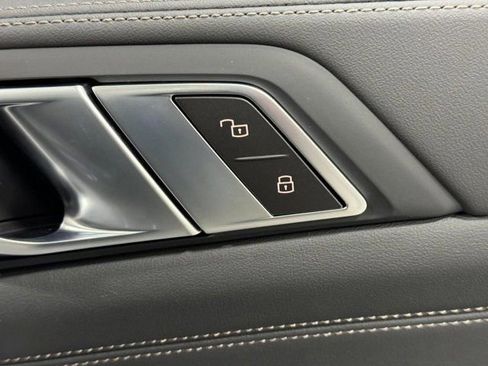 New 2026 BMW X5 xDrive40i w/ M Sport Package image 22