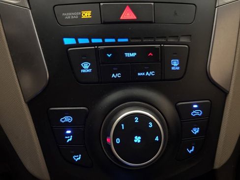 Used 2014 Hyundai Santa Fe Sport w/ Popular Equipment Package 02 image 19