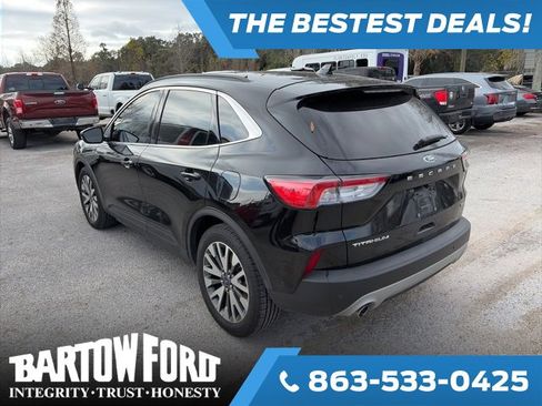 Used 2020 Ford Escape Titanium image 7