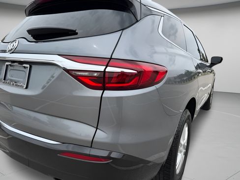 Used 2021 Buick Enclave Essence FWD image 28