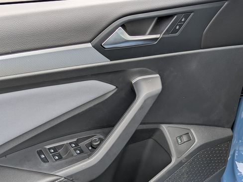 New 2026 Volkswagen Jetta SE image 11