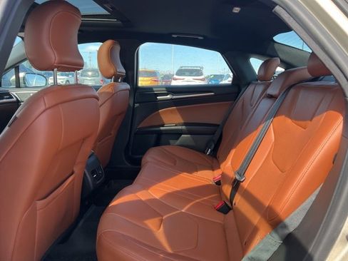 Used 2019 Ford Fusion Titanium image 16