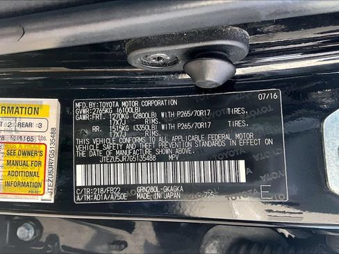Used 2016 Toyota 4Runner SR5 RWD image 18