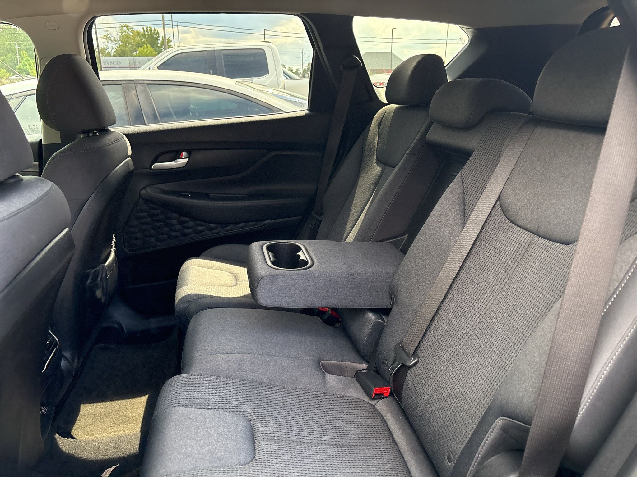 Used 2023 Hyundai Santa Fe SEL AWD/4WD image 4