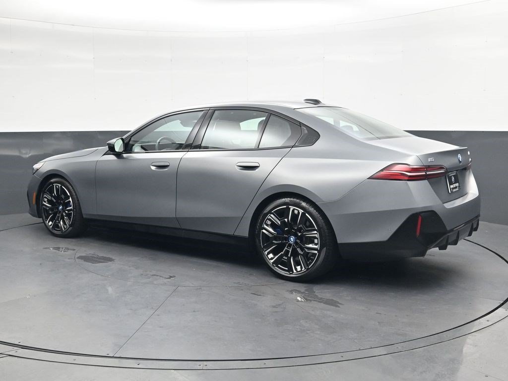 Used 2025 BMW i5 M60 w/ Executive Package AWD/4WD image 6
