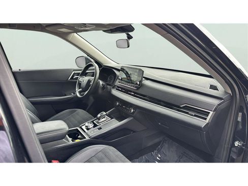 Used 2024 Mitsubishi Outlander Ralliart AWD/4WD image 19