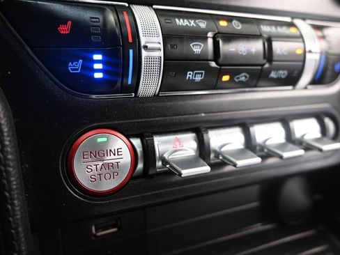 Used 2022 Ford Mustang GT Premium image 11