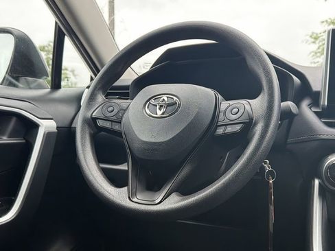 Certified 2025 Toyota RAV4 LE image 36