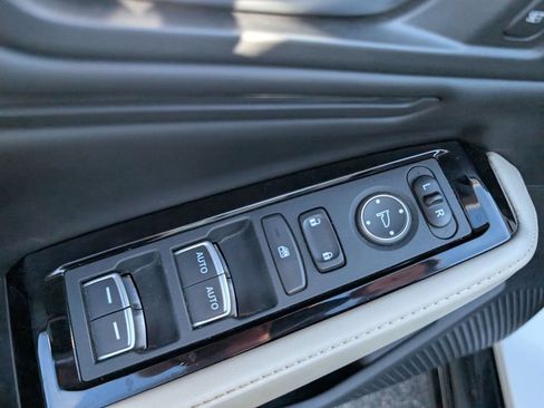 Used 2024 Honda Accord Touring image 14