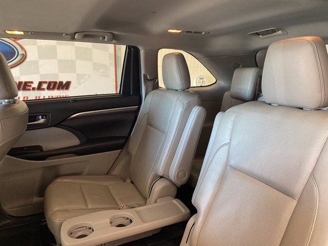 Used 2018 Toyota Highlander Limited w/ Protection Package #3 AWD/4WD image 21
