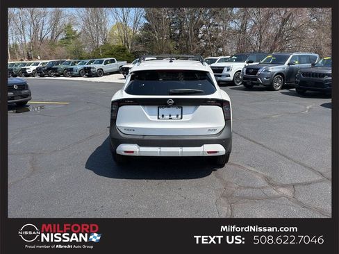 Used 2026 Nissan Kicks SV w/ Cold Weather Package AWD/4WD image 4