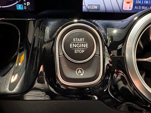 Used 2025 Mercedes-Benz GLA 250 Exclusive 4MATIC image 20