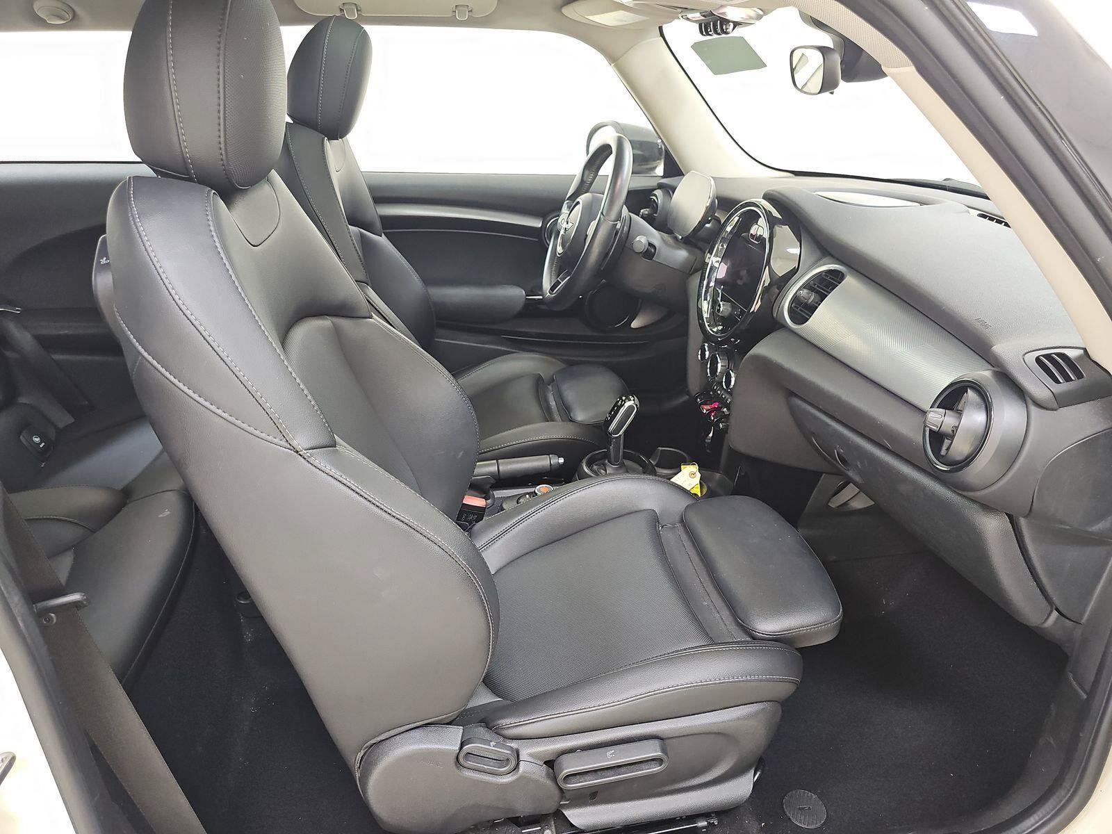 Used 2022 MINI Cooper S FWD image 13