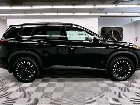 New 2026 Nissan Rogue Dark Armor FWD image 18