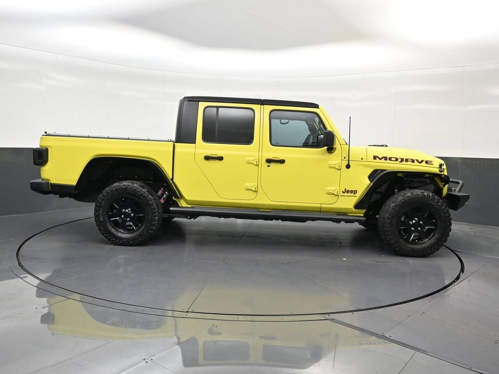 Used 2023 Jeep Gladiator Mojave w/ Cold Weather Group AWD/4WD image 7