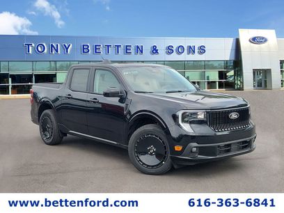 New 2025 Ford Maverick Lobo