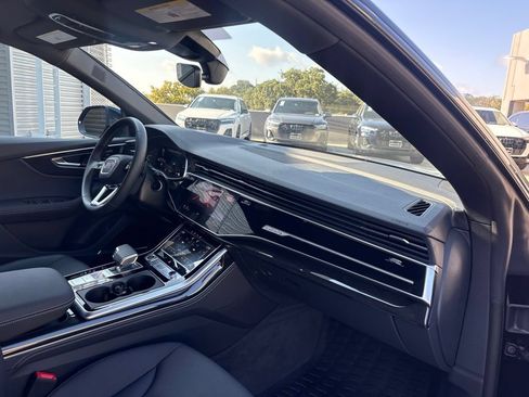 Used 2026 Audi Q8 Premium Plus AWD/4WD image 15