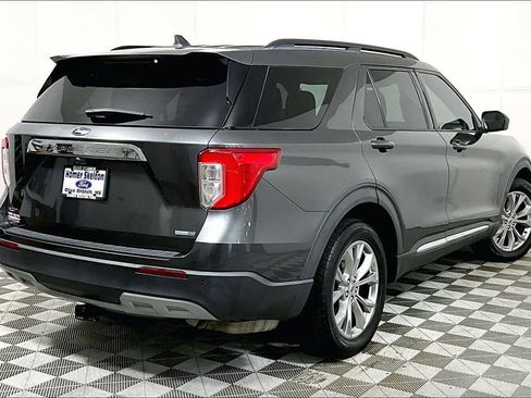 Used 2020 Ford Explorer XLT w/ Equipment Group 202A image 12