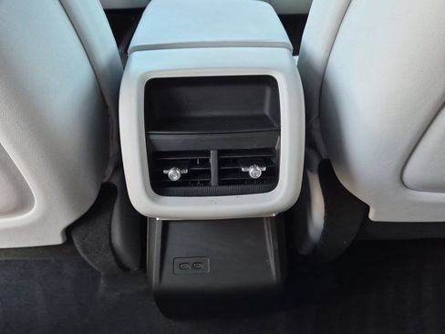 Used 2024 Cadillac Lyriq Sport RWD image 20