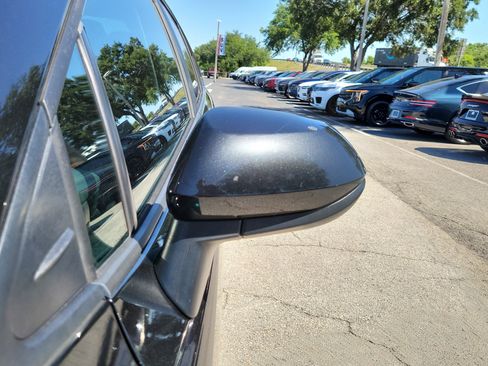 Used 2021 Toyota Corolla LE FWD image 4