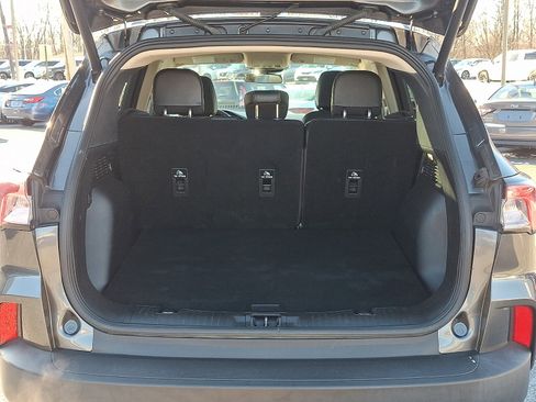 Used 2020 Ford Escape SE Sport image 30