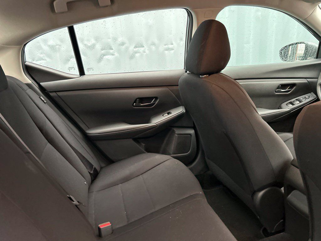Used 2025 Nissan Sentra S FWD image 11