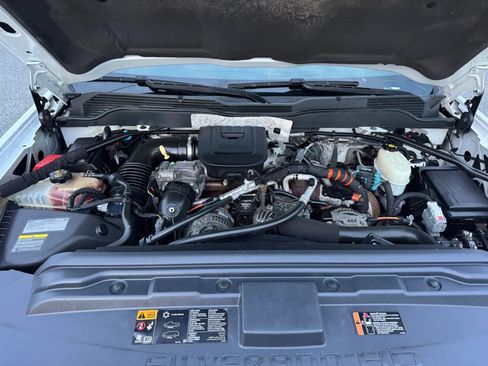 Used 2015 Chevrolet Silverado 2500 LT AWD/4WD image 22