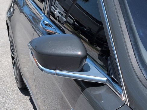 Certified 2019 Lincoln Continental Black Label FWD image 12
