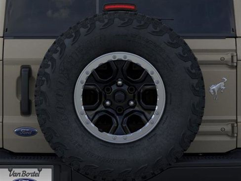 New 2025 Ford Bronco Badlands w/ Sasquatch Package image 24