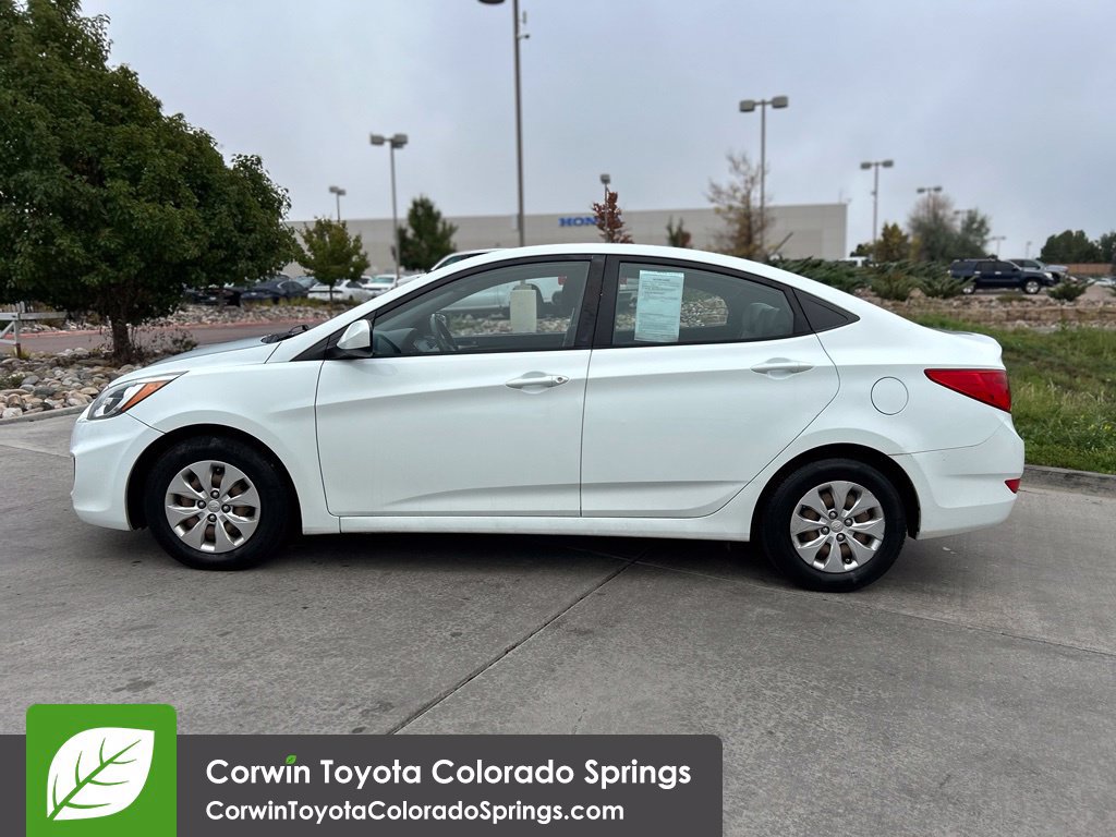 Used 2015 Hyundai Accent GLS FWD image 4