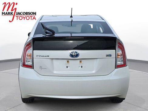 Used 2013 Toyota Prius Two image 10