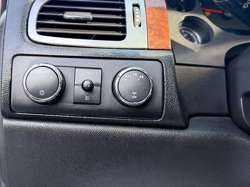 Used 2007 Chevrolet Avalanche LT w/ LT Preferred Equipment Group image 19