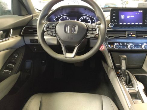 Used 2019 Honda Accord LX image 22