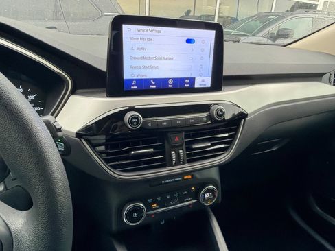 Used 2020 Ford Escape SE FWD image 6