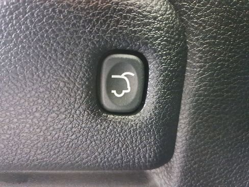 Used 2022 Jeep Grand Cherokee Limited AWD/4WD image 14