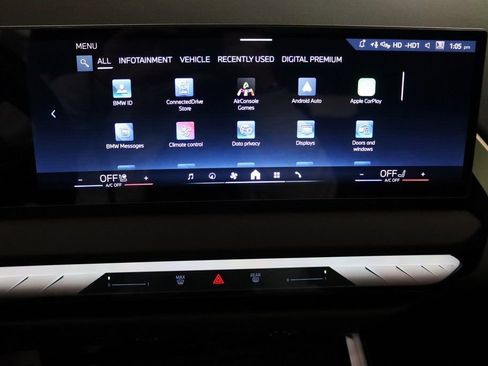 Used 2025 BMW X3 xDrive30i w/ Premium Package image 19