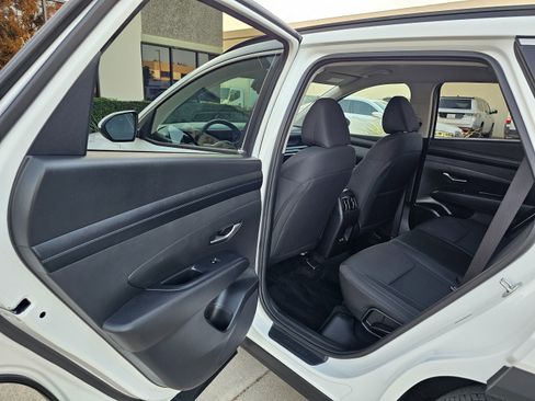 Used 2025 Hyundai Tucson SEL image 17