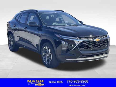 New 2026 Chevrolet Trax LT w/ Driver Confidence Package image 1