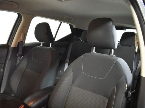 Certified 2023 Nissan Kicks SV image 10