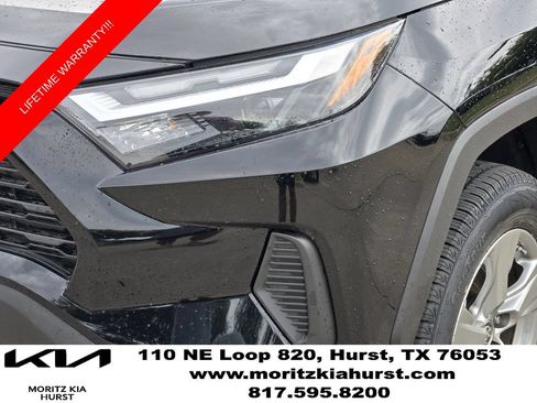 Used 2024 Toyota RAV4 LE AWD/4WD image 15
