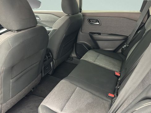 Used 2021 Nissan Rogue SV AWD/4WD image 10