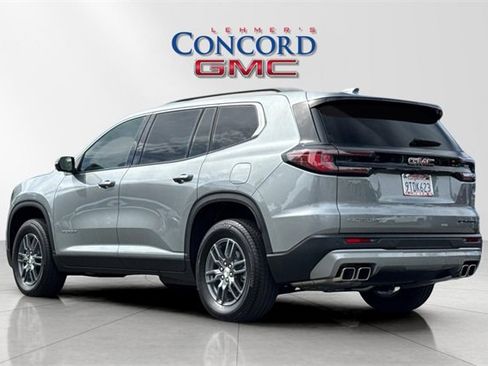 Used 2025 GMC Acadia Elevation image 6