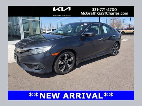 Used 2017 Honda Civic Touring image 1