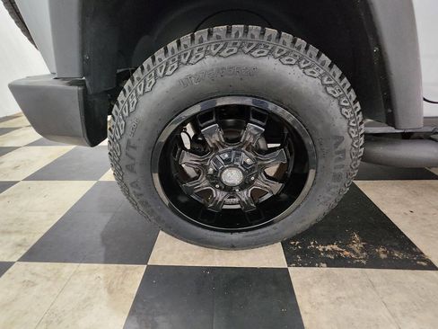 Used 2015 Jeep Wrangler Unlimited Sport w/ Connectivity Group image 37