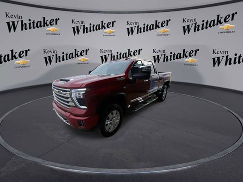 Used 2024 Chevrolet Silverado 2500 High Country w/ High Country Premium Package image 4