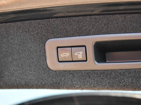 Used 2022 Lexus RX 350L FWD w/ Premium Package image 43